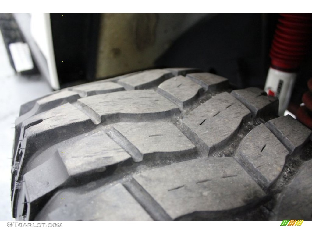 2000 Wrangler Sahara 4x4 - Stone White / Camel/Dark Green photo #47