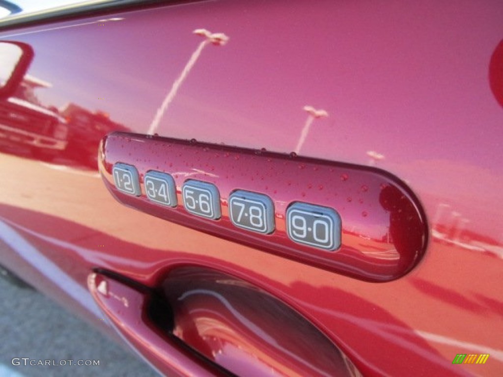 2008 MKZ Sedan - Vivid Red Metallic / Dark Charcoal photo #11