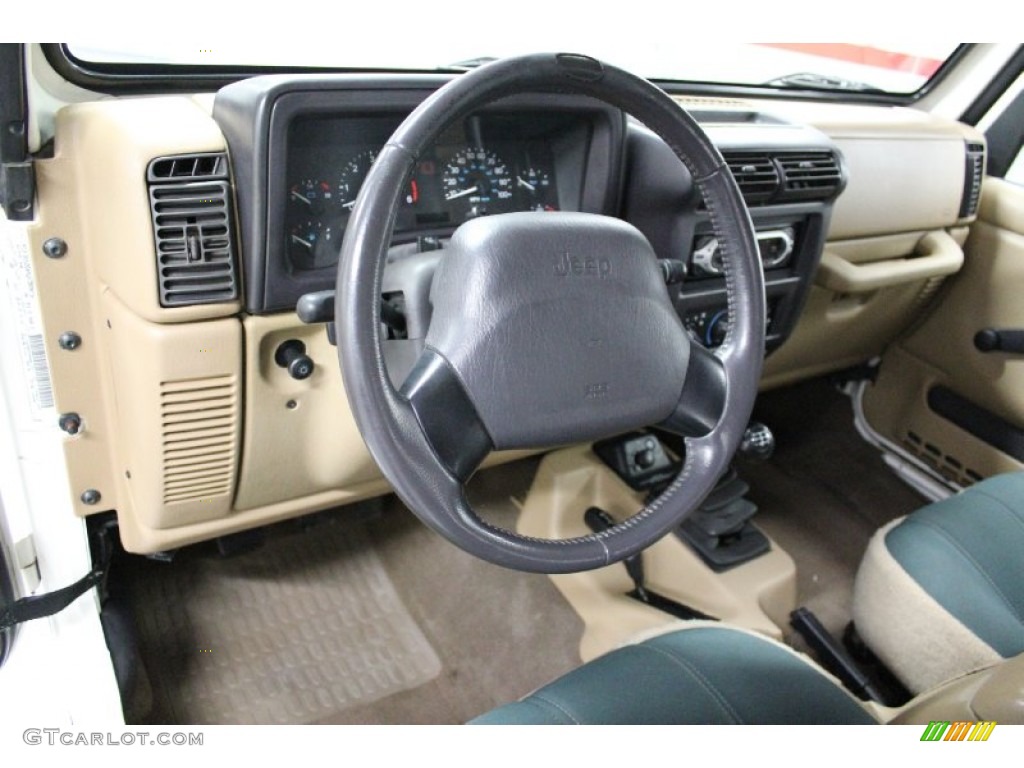 2000 Jeep Wrangler Sahara 4x4 Camel/Dark Green Dashboard Photo #57899478