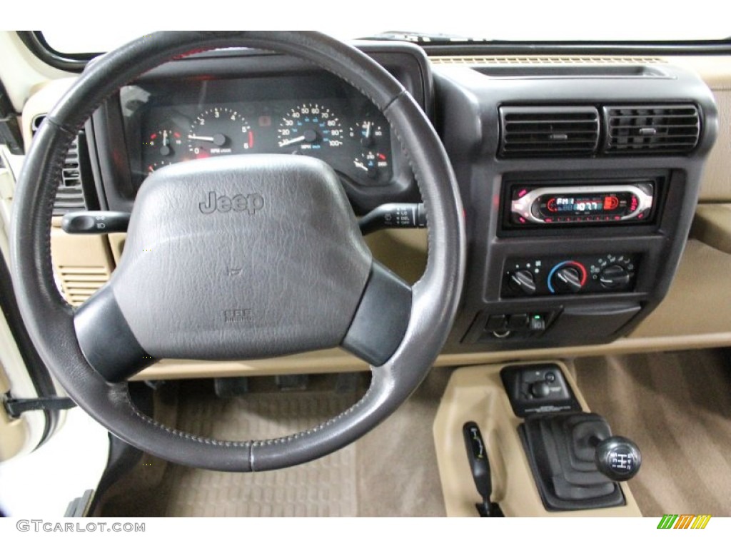 2000 Wrangler Sahara 4x4 - Stone White / Camel/Dark Green photo #67