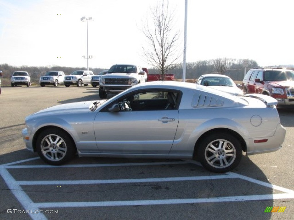 2006 Mustang GT Premium Coupe - Satin Silver Metallic / Dark Charcoal photo #6