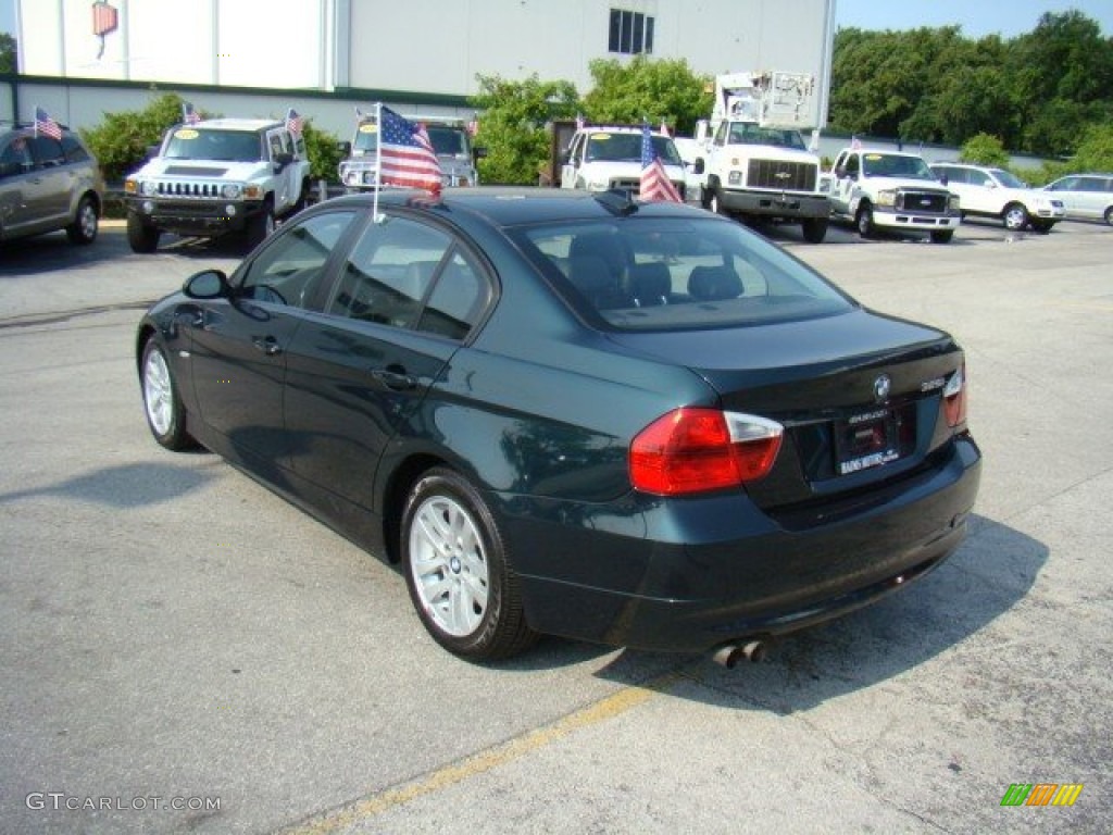 2006 3 Series 325i Sedan - Deep Green Metallic / Black photo #7