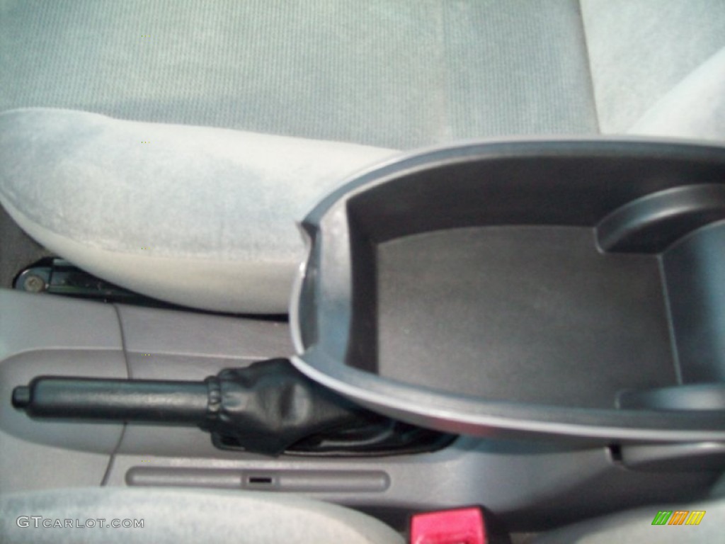 2002 Focus LX Sedan - Grabber Green Metallic / Medium Graphite photo #10