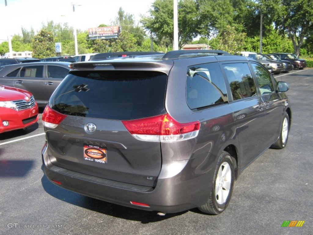 2011 Sienna LE - Predawn Gray Mica / Light Gray photo #5