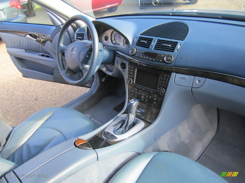 2004 E 500 4Matic Wagon - Platinum Blue Metallic / Ash photo #23