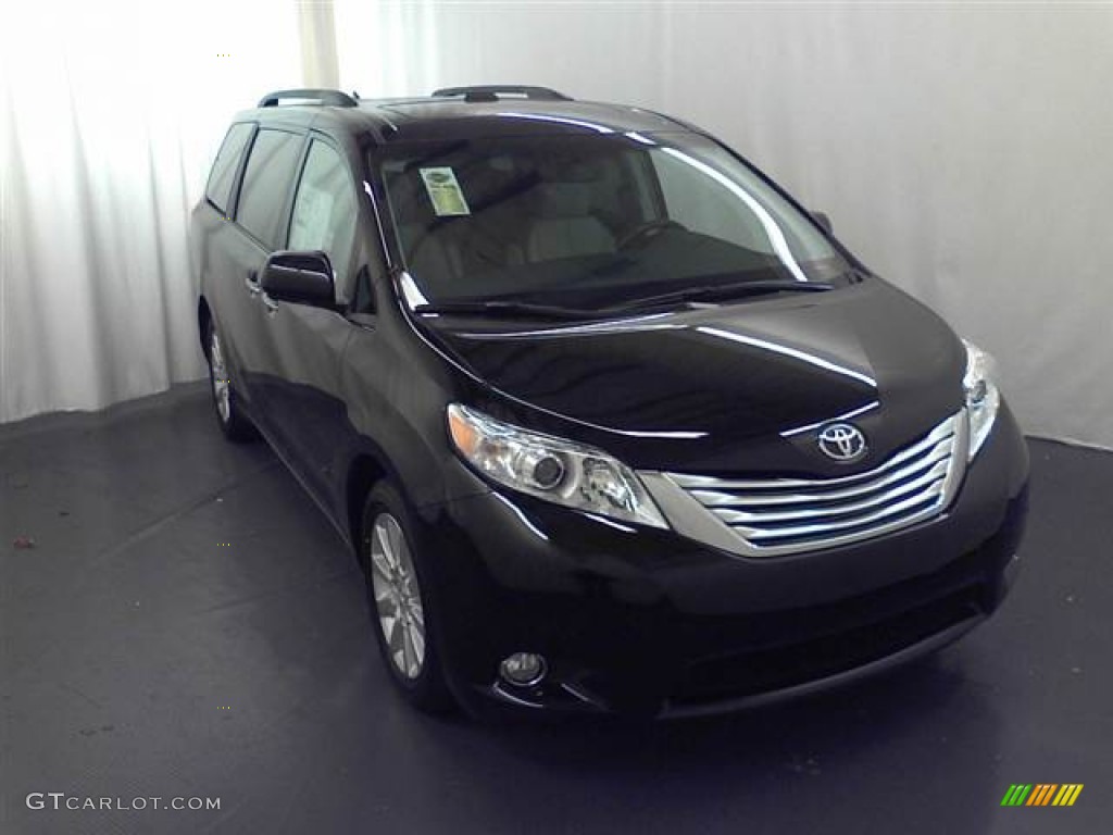 Black Toyota Sienna