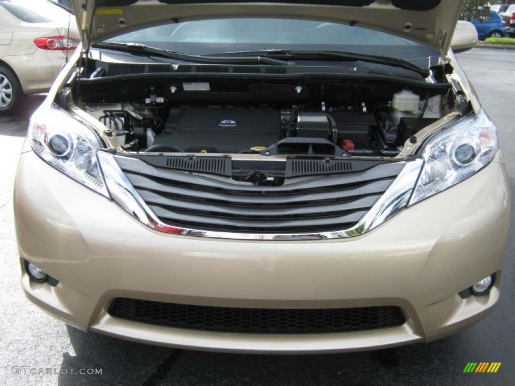 2012 Sienna XLE - Sandy Beach Metallic / Bisque photo #35