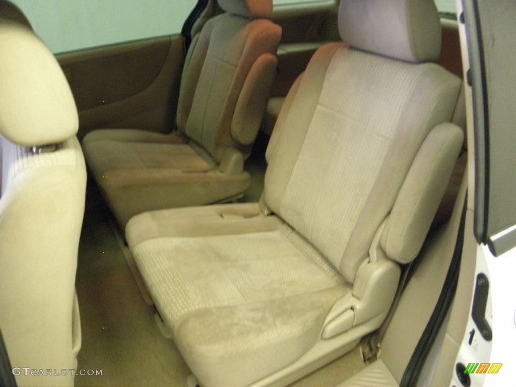 2006 MPV LX - Rally White / Beige photo #14
