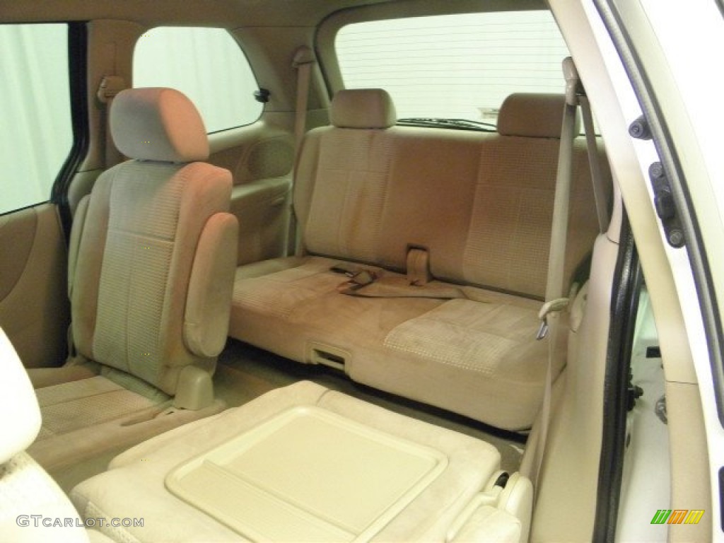 2006 MPV LX - Rally White / Beige photo #15
