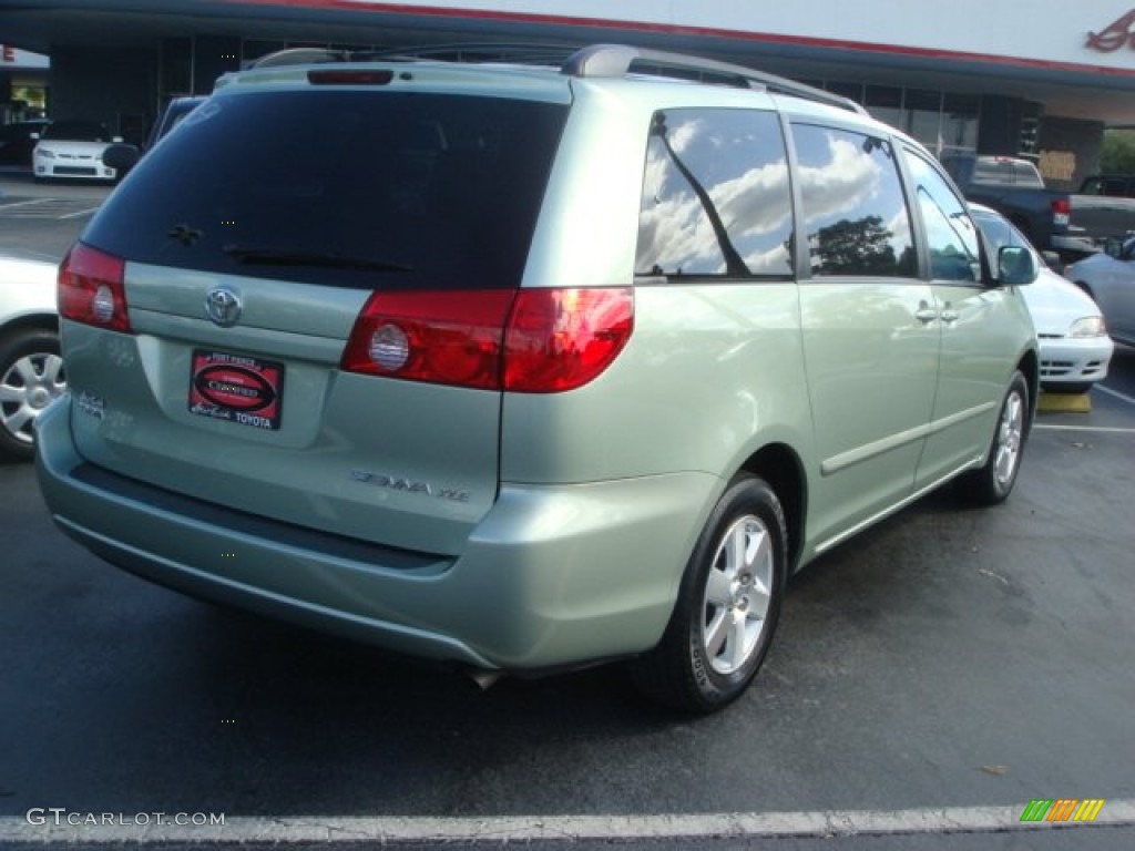 2009 Sienna XLE - Silver Pine Mica / Stone photo #5