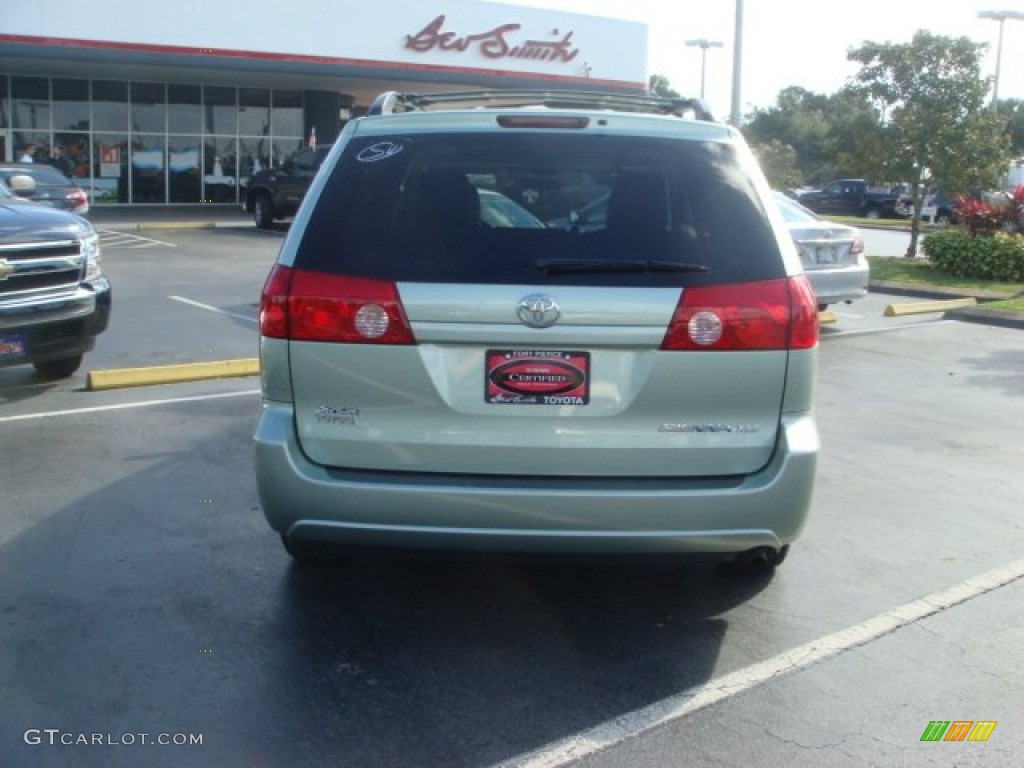 2009 Sienna XLE - Silver Pine Mica / Stone photo #8