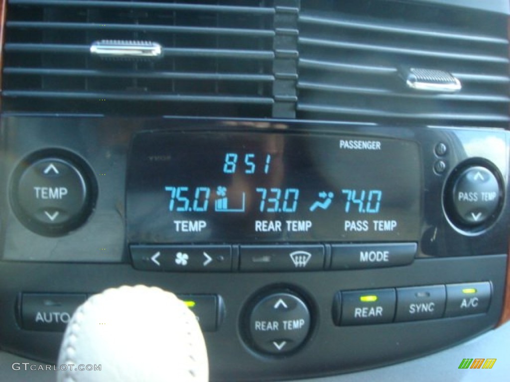 2009 Sienna XLE - Silver Pine Mica / Stone photo #26