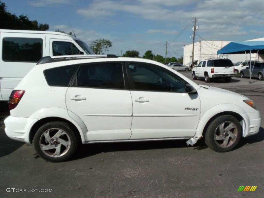2003 Vibe GT - Frost White / Graphite photo #2