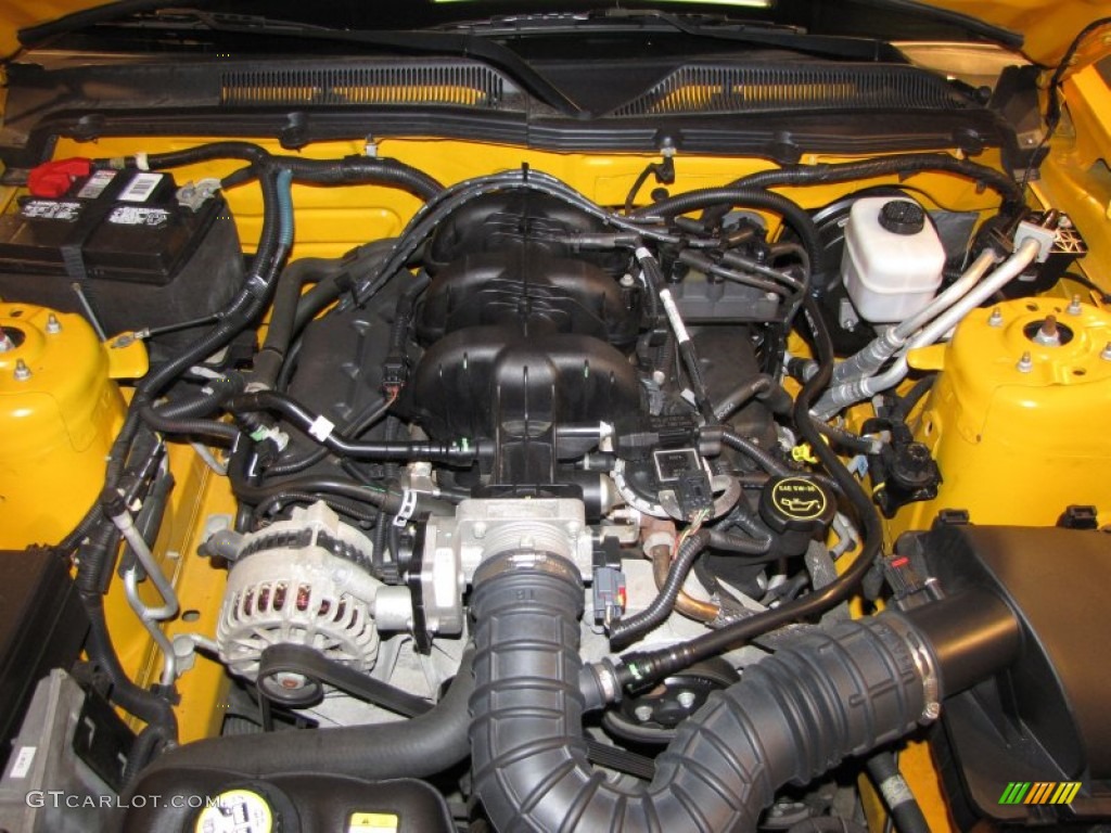 2008 Mustang V6 Premium Coupe - Grabber Orange / Dark Charcoal photo #14
