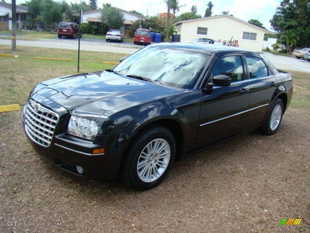 2008 300 Touring - Brilliant Black Crystal Pearl / Dark Slate Gray photo #1