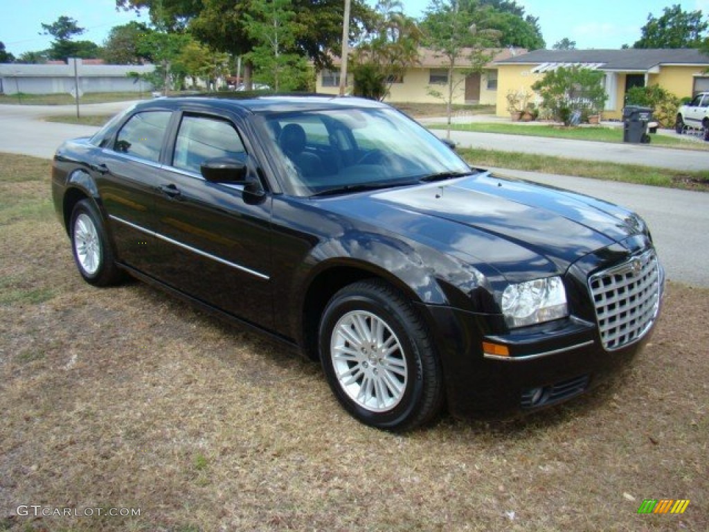 2008 300 Touring - Brilliant Black Crystal Pearl / Dark Slate Gray photo #4