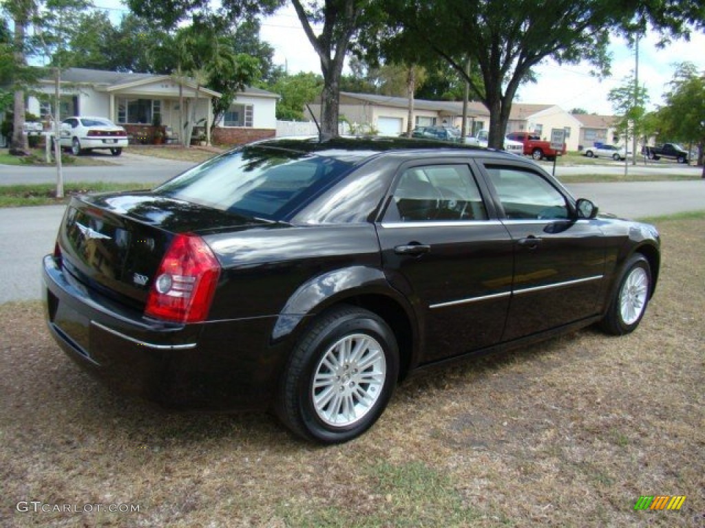 2008 300 Touring - Brilliant Black Crystal Pearl / Dark Slate Gray photo #5