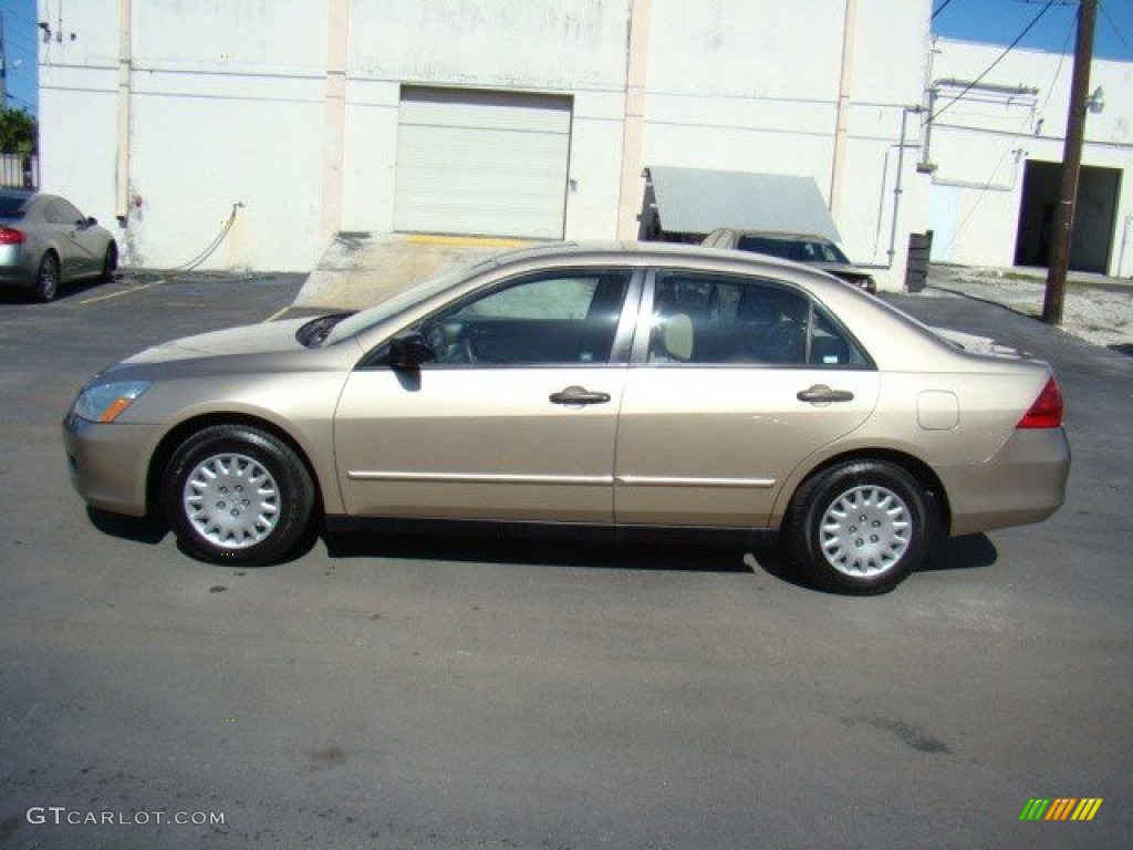 2006 Accord Value Package Sedan - Desert Mist Metallic / Gray photo #8