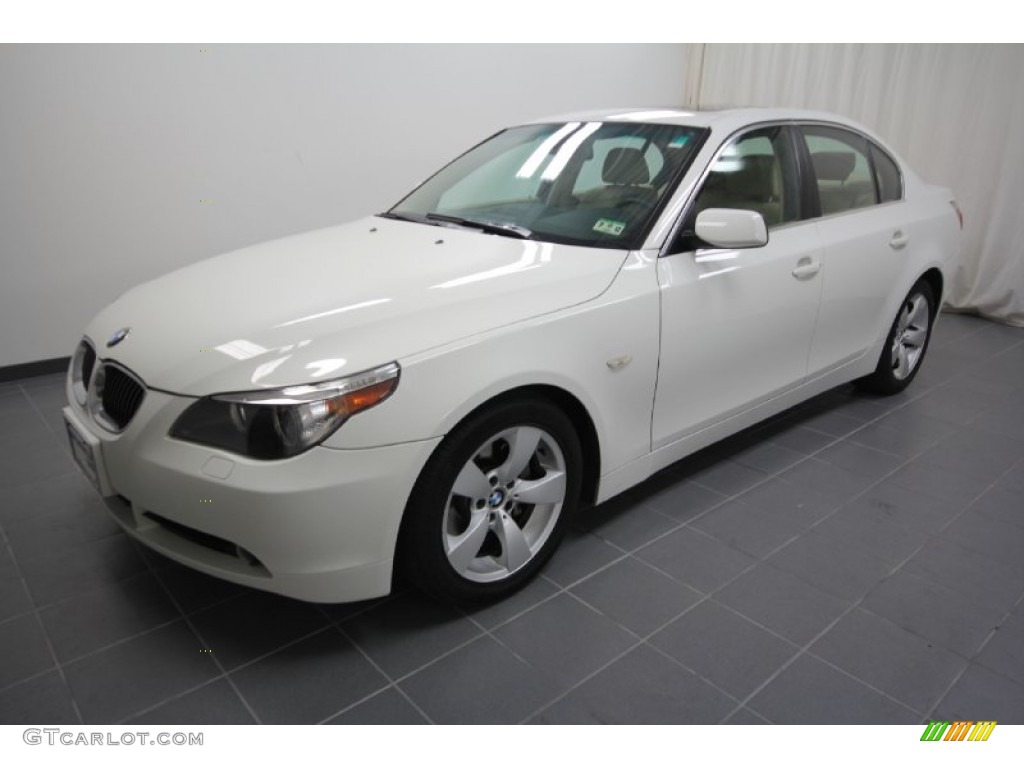 2006 5 Series 525i Sedan - Alpine White / Beige photo #4