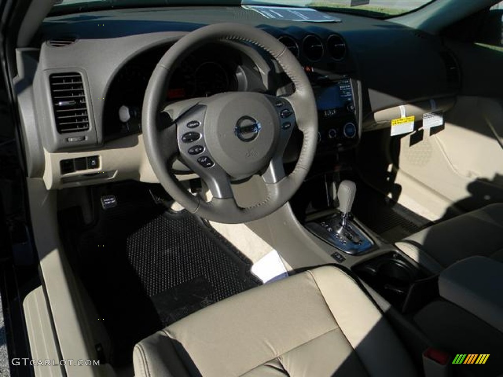 2012 Altima 2.5 S - Navy Blue / Blonde photo #11