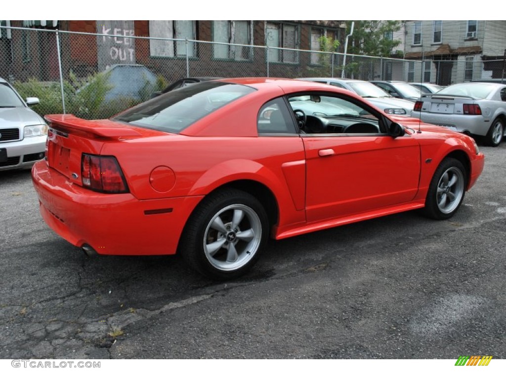 2001 Mustang GT Coupe - Performance Red / Dark Charcoal photo #2