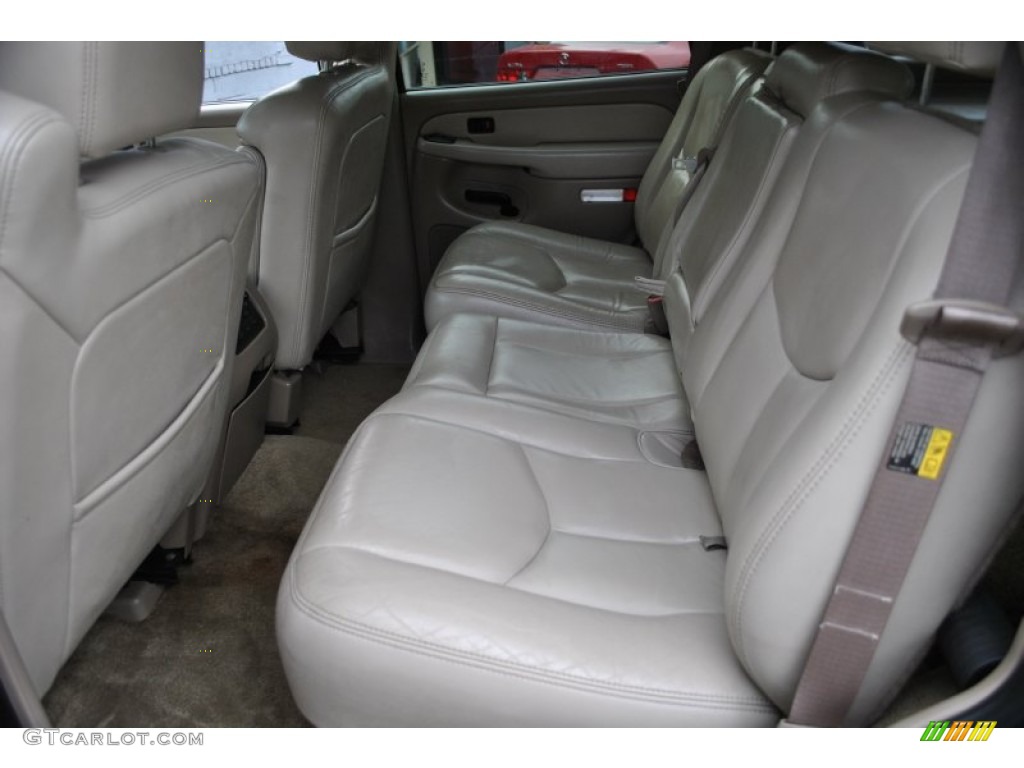 2003 Tahoe LT 4x4 - Black / Tan/Neutral photo #10