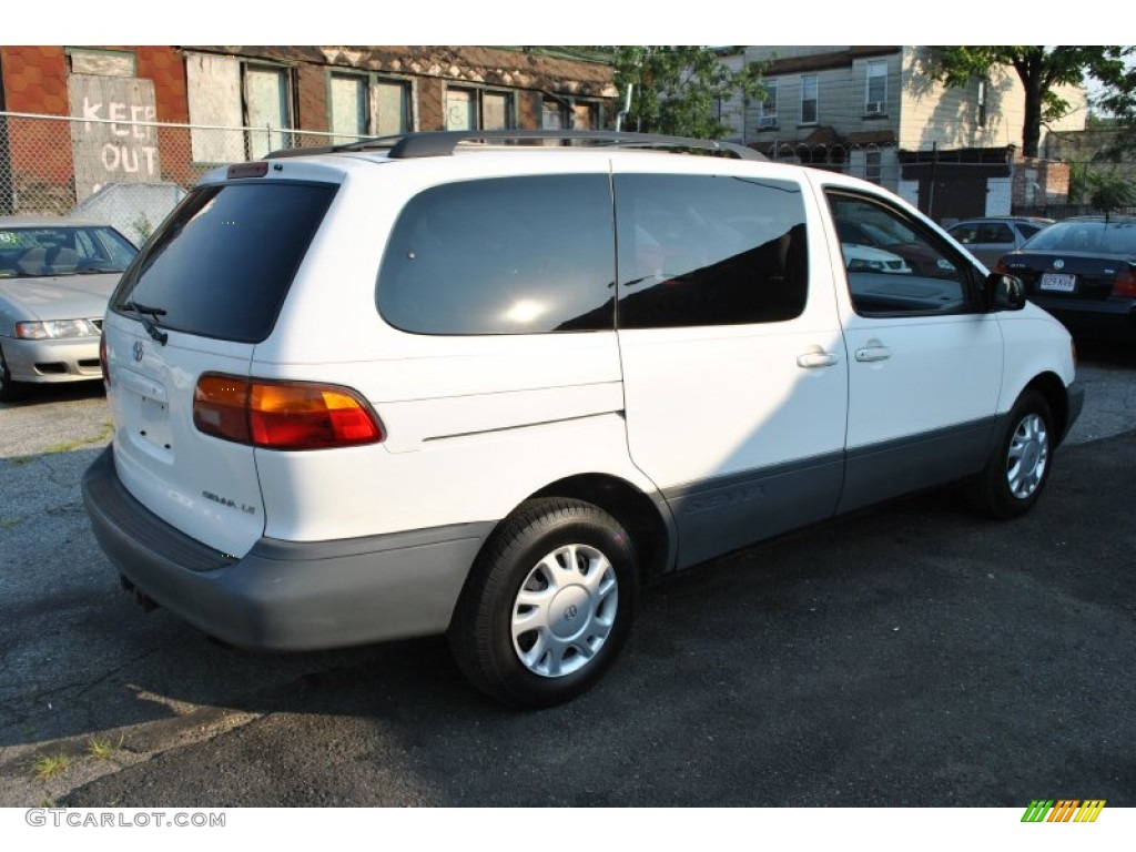 2000 Sienna LE - Super White / Gray photo #2