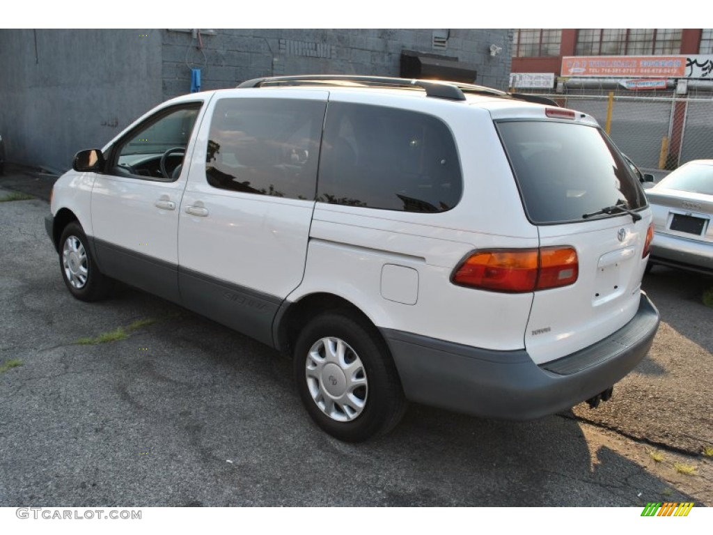 2000 Sienna LE - Super White / Gray photo #3