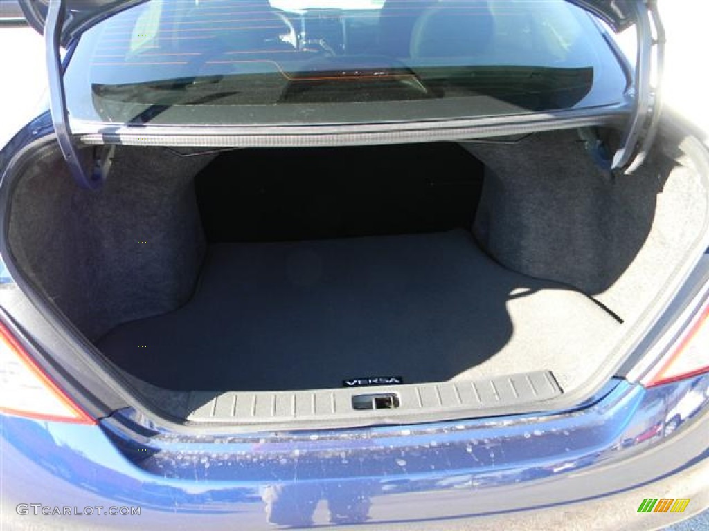 2012 Versa 1.6 SV Sedan - Blue Onyx Metallic / Charcoal photo #7