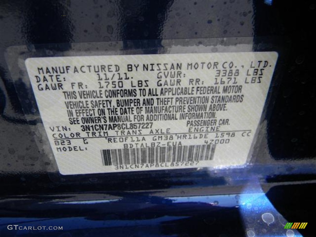 2012 Versa 1.6 SV Sedan - Blue Onyx Metallic / Charcoal photo #12