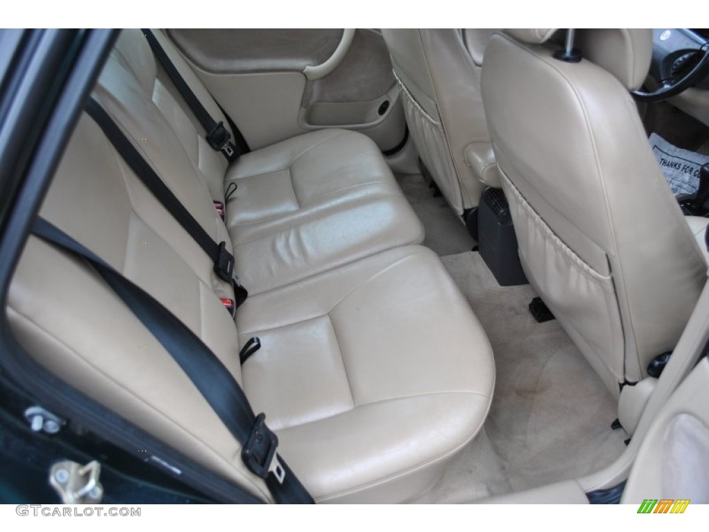 2000 Saab 9-3 SE Sedan Interior Color Photos