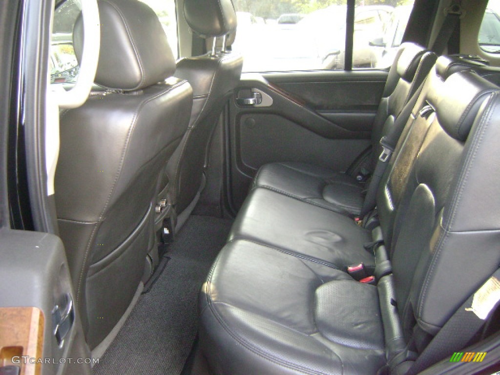 2005 Pathfinder LE - Super Black / Graphite photo #5