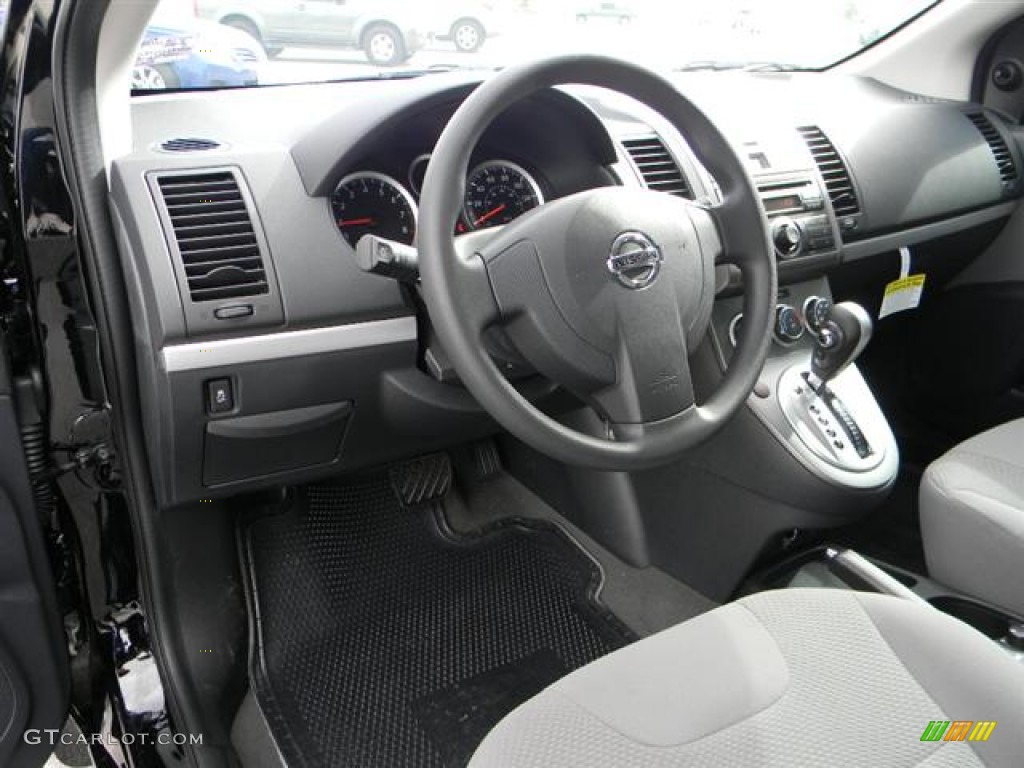 2012 Sentra 2.0 - Super Black / Charcoal photo #9
