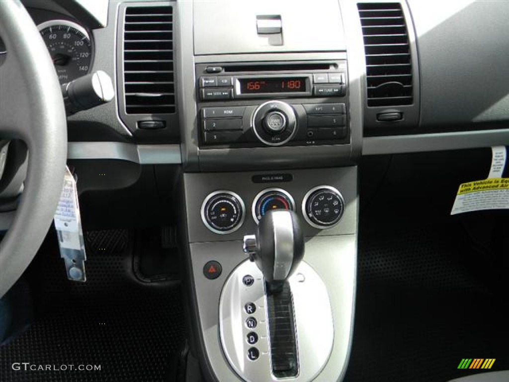 2012 Sentra 2.0 - Super Black / Charcoal photo #10
