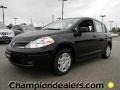 Super Black - Versa 1.8 S Hatchback Photo No. 1