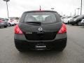 Super Black - Versa 1.8 S Hatchback Photo No. 5