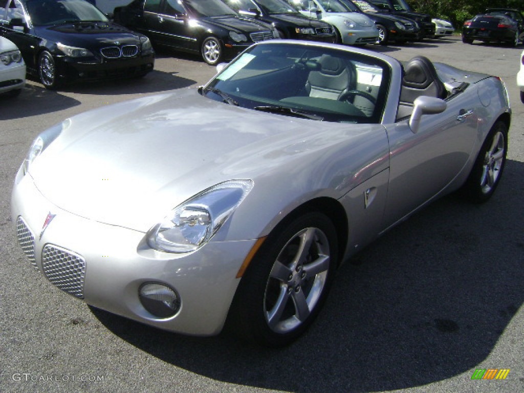 2006 Solstice Roadster - Cool Silver / Ebony photo #1