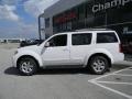 Avalanche White - Pathfinder SV Photo No. 6