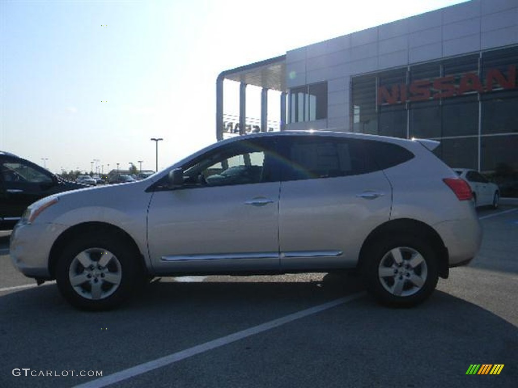 2011 Rogue S - Silver Ice Metallic / Black photo #6