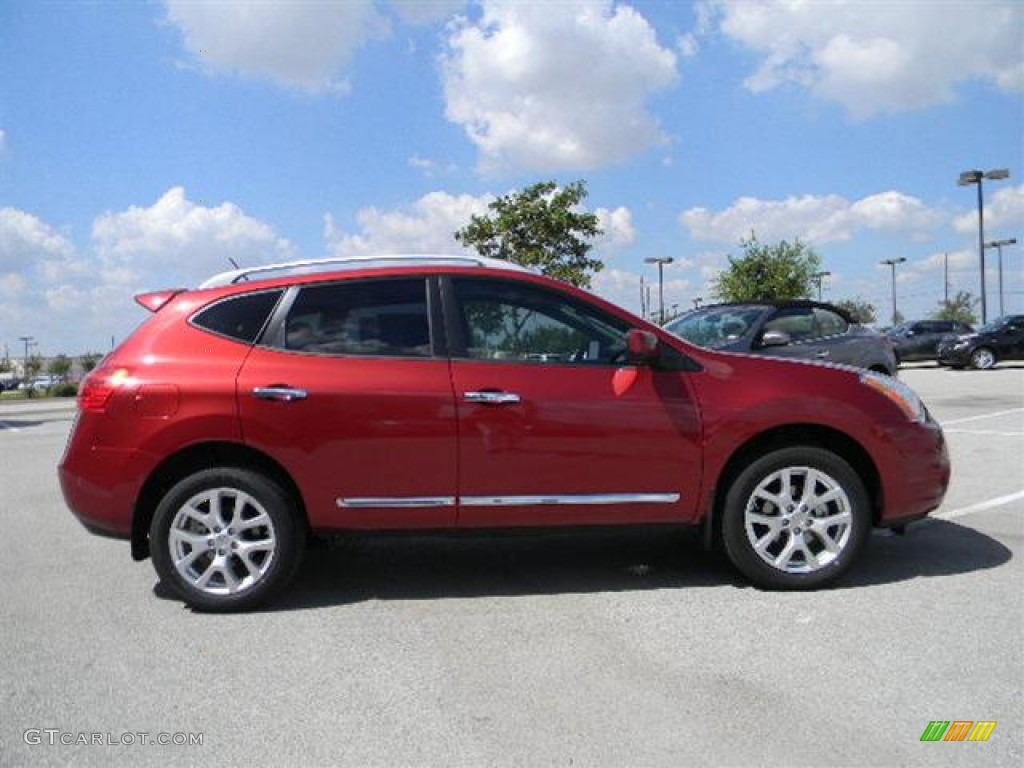 2011 Rogue SL - Cayenne Red / Black photo #4
