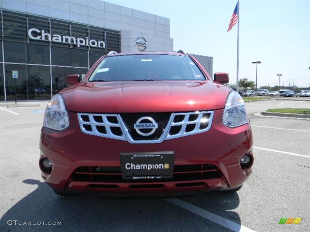 2011 Rogue SL - Cayenne Red / Black photo #2