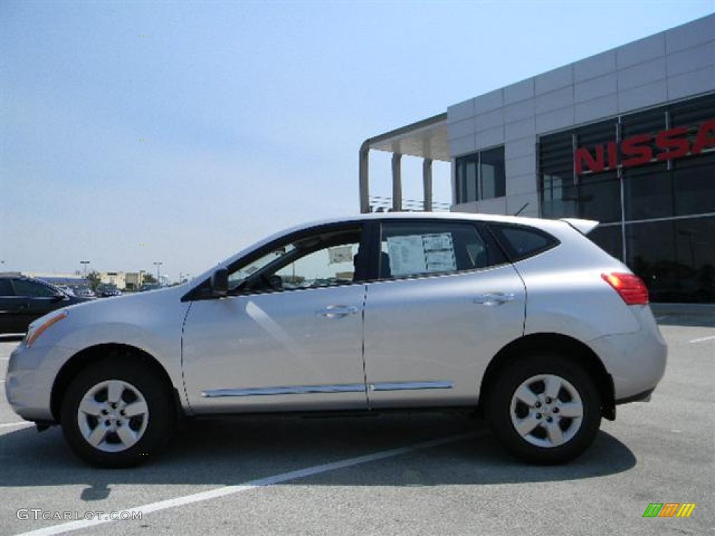 2011 Rogue S - Silver Ice Metallic / Black photo #6