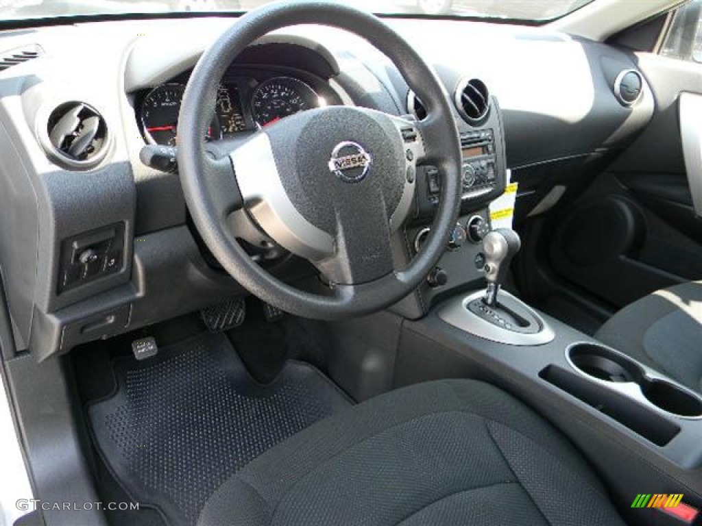 2011 Rogue S - Silver Ice Metallic / Black photo #11