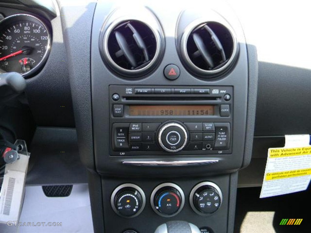 2011 Rogue S - Pearl White / Black photo #11