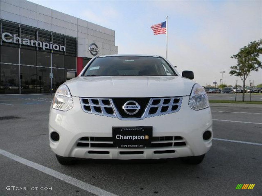 2011 Rogue S - Pearl White / Black photo #2