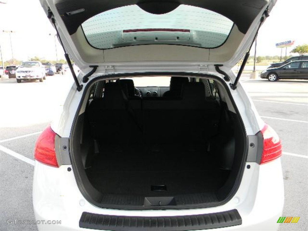 2011 Rogue S - Pearl White / Black photo #8