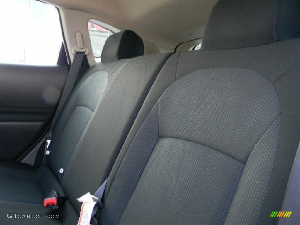 2011 Rogue S - Pearl White / Black photo #9
