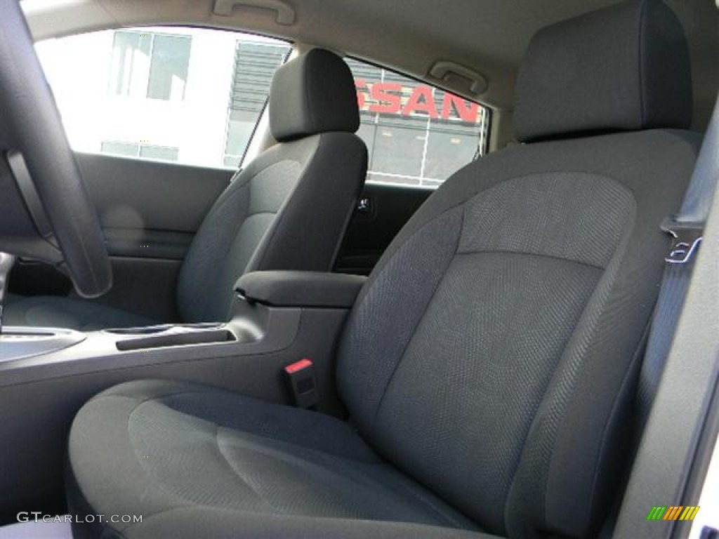 2011 Rogue S - Pearl White / Black photo #10