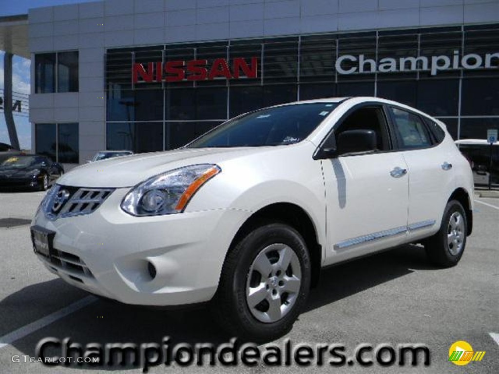 2011 Rogue S - Pearl White / Gray photo #1