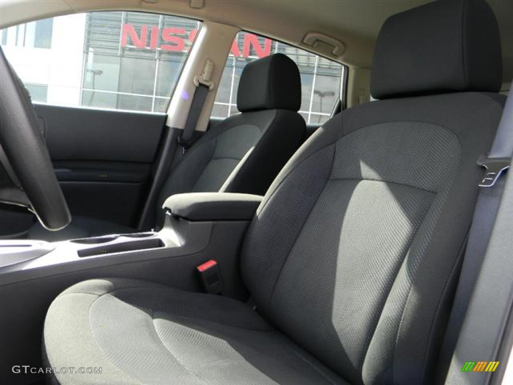 2011 Rogue S - Pearl White / Black photo #8